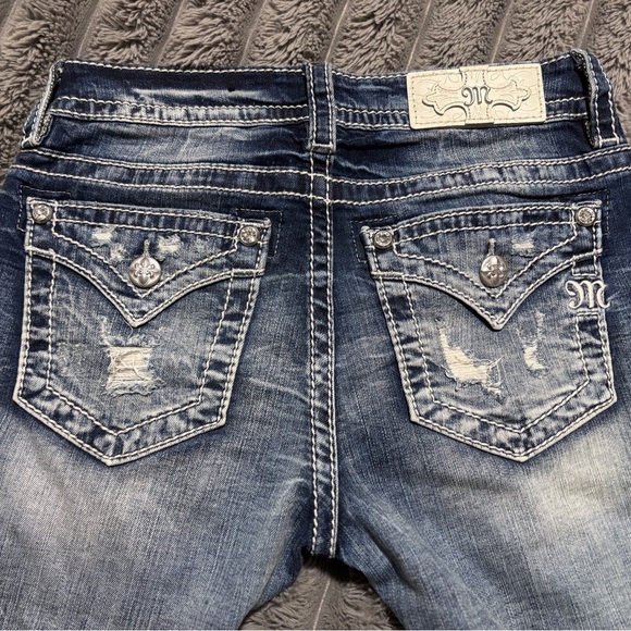 Miss Me Dark Blue Mid-Rise Bootcut Jeans. SZ26 - Picture 4 of 8